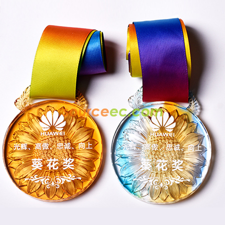 Crystal Medal