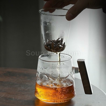 Customization Shanhai Tea Glass Tea Cup With Wooden Handle Corporate Gifts
