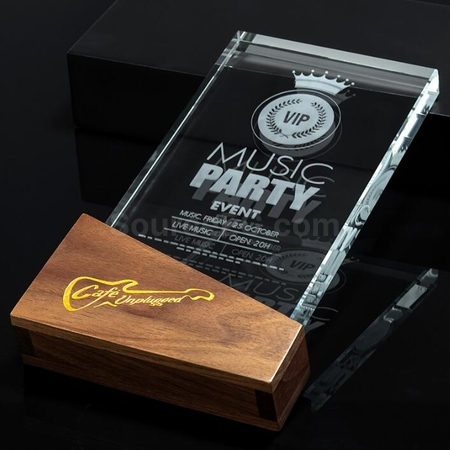 Customization Solid Wood Cube Crystal Trophy Corporate Gifts