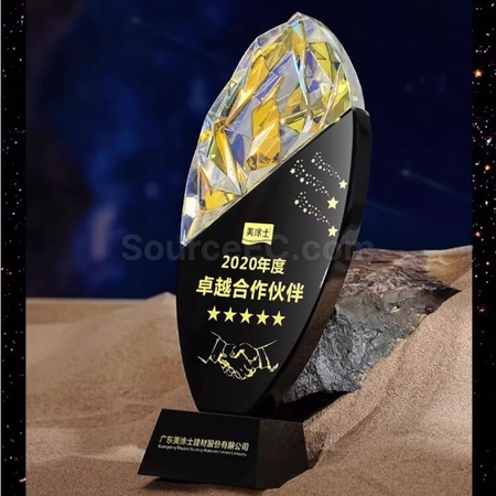 Customization Colorful Color Changing Crystal Trophy Corporate Gifts