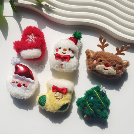 Customization Christmas Plush Brooch/Pendant Corporate Gifts