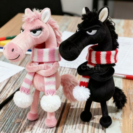 Customization Cool and aloof pony pendant keychain Corporate Gifts