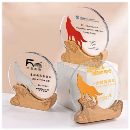Creative Solid Wood Crystal Trophy