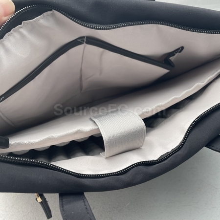 tablet bags, briefcase, folio, logo bag, gift bag, custom paper bag, drawstring bag, drawstring pouch, hand bag, travel bag, laptop bag, backpack, shoulder bag, storage bag, zipper bag, cosmetic bag, shopping bag, thermal bag, food bag, sports bag, fanny pack, waist pack, non-woven bag, recyclable bag, tote bag, canvas bag, shopping trolley, camera case bag, corporate gifts, premium gifts, gift supplier, promotional gifts, gift company, souvenirs, stationery, gift wholesale, gift ideas