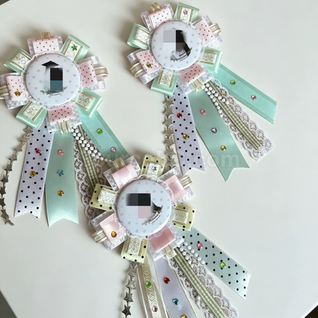 Customization Customizable badges and brooches Corporate Gifts