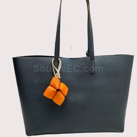 Customization East‑West‑South‑North Pendant Keychain Corporate Gifts